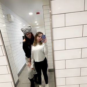 Meet your Posher, Evie